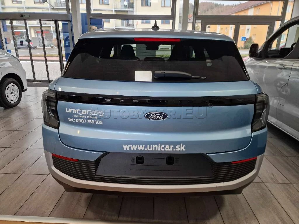 Ford Explorer - Image 3