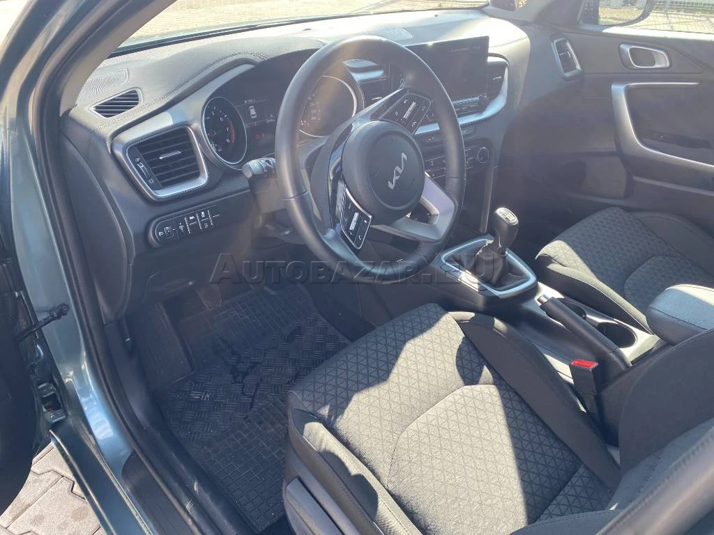 Kia Ceed - Image 6