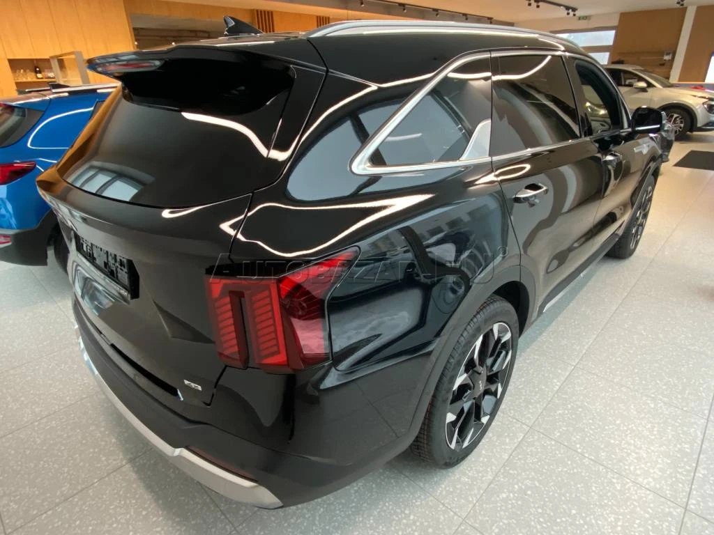 Kia Sorento - Image 4