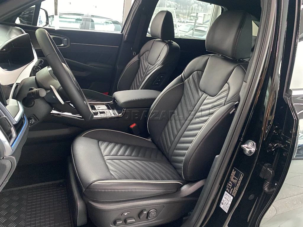 Kia Sorento - Image 7