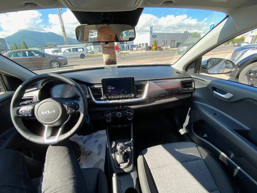 Kia Stonic - Image 5