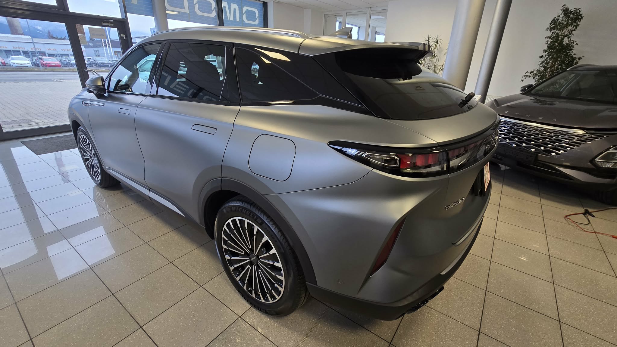 OMODA 9 PREMIUM - Image 3