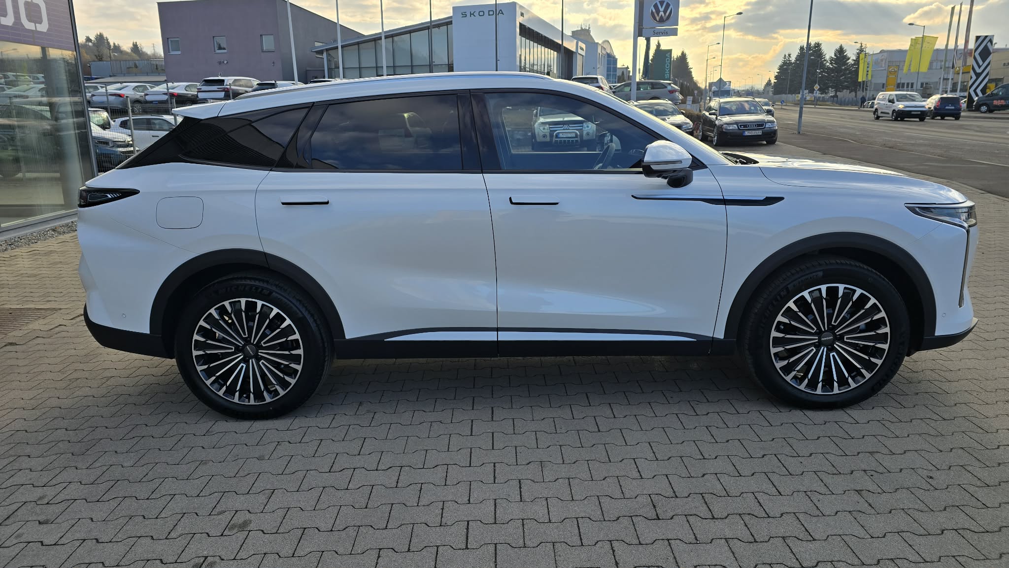 OMODA 9 PREMIUM - Image 7