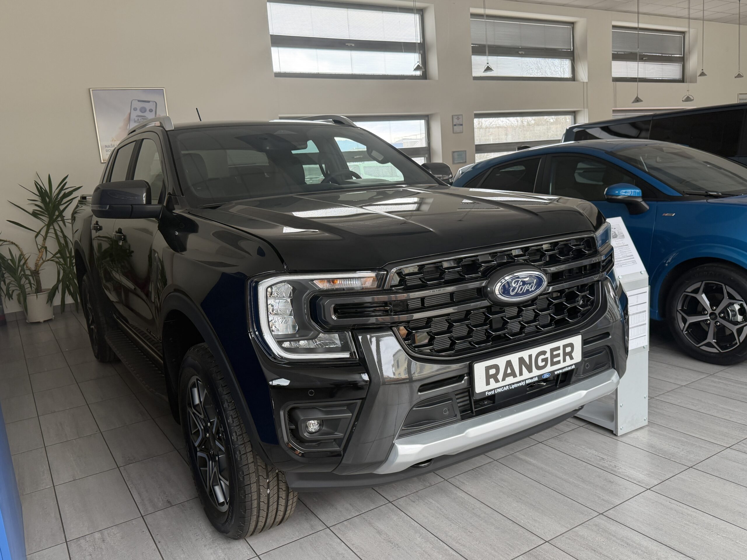 Ford Ranger 2.0 EB Bi Turbo 205k A10 – e4WD (151kW) Wildtrak - Image 3