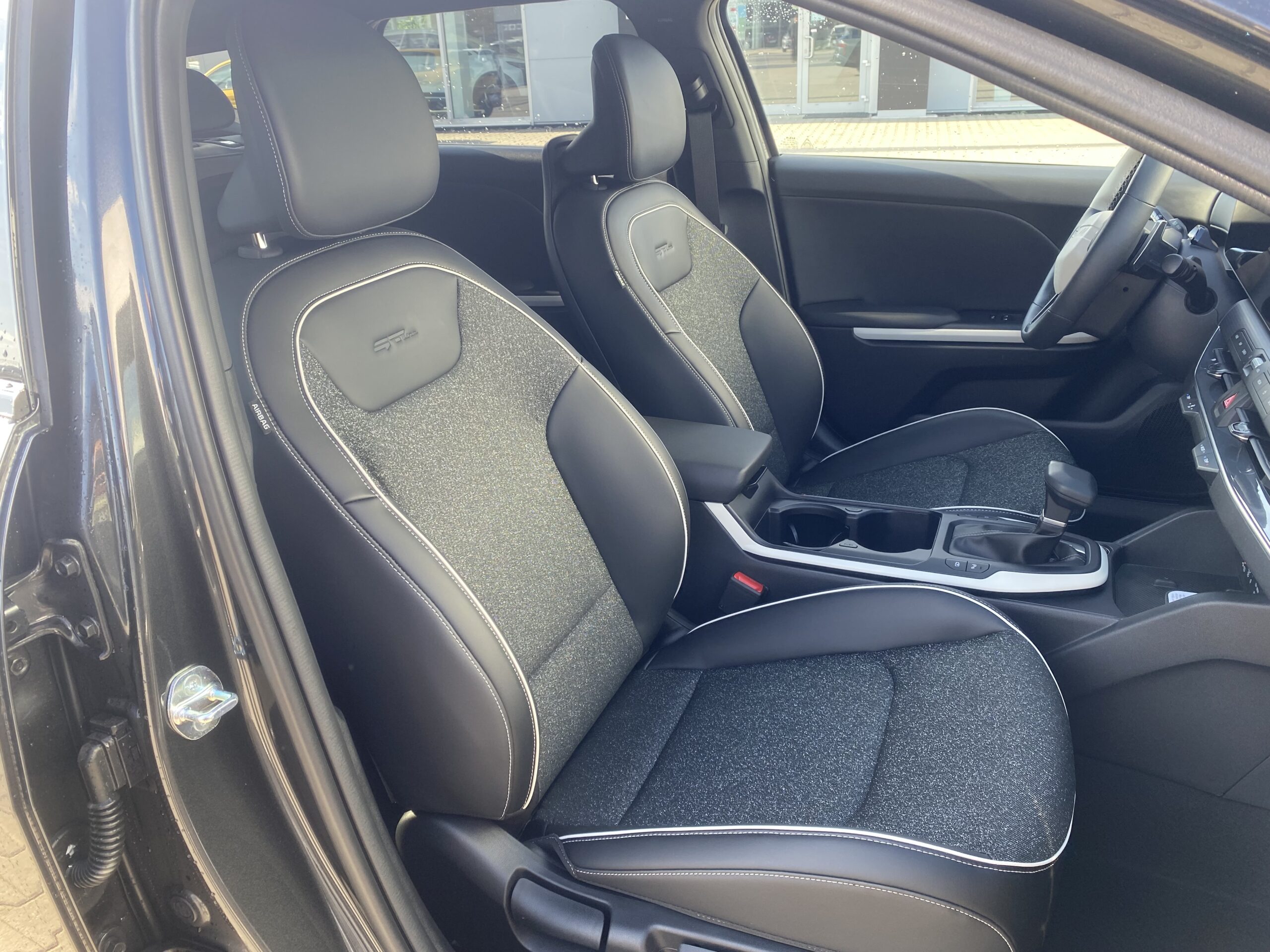 Kia K4 SW - Image 7