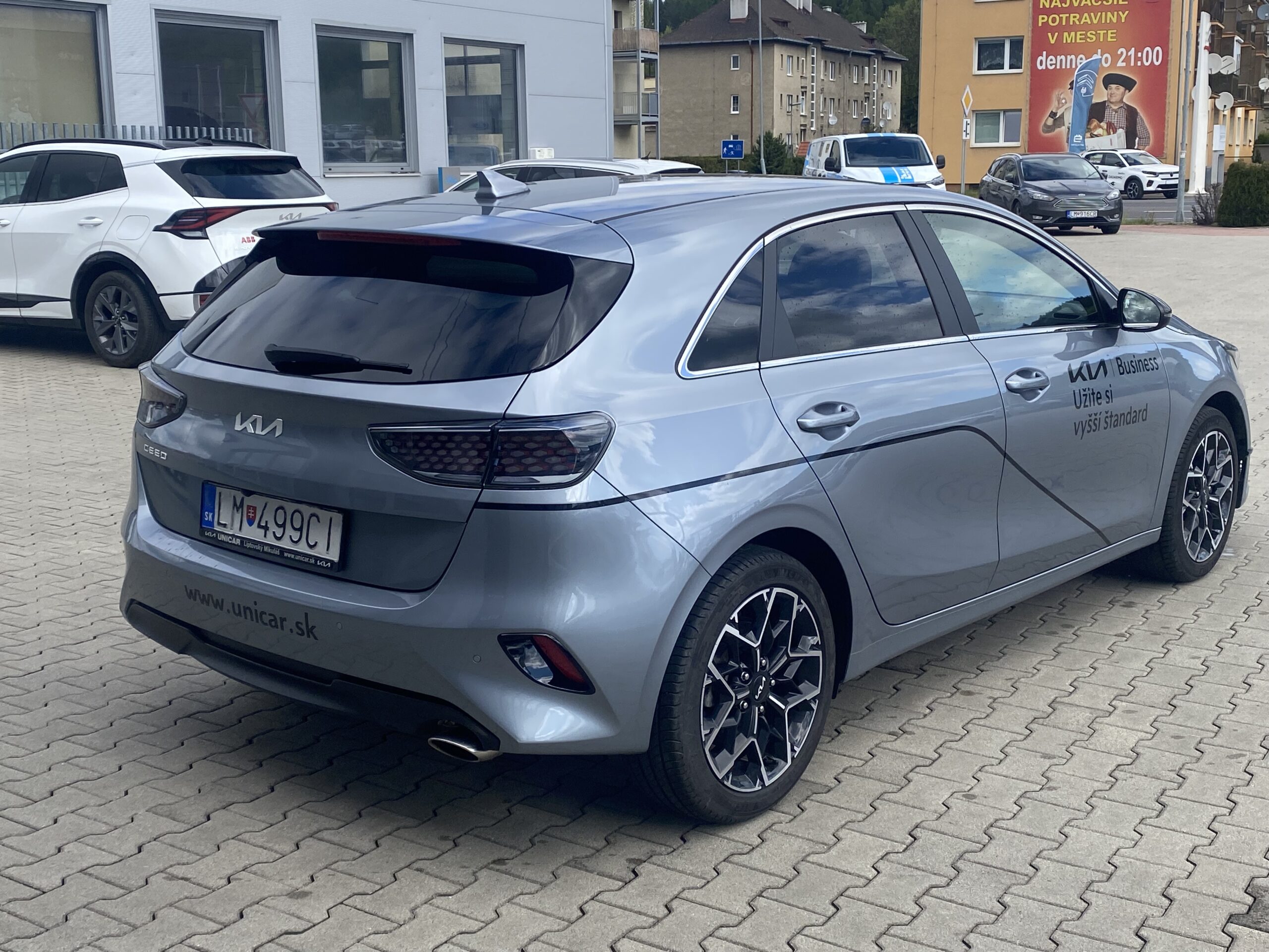 Kia Ceed - Image 4