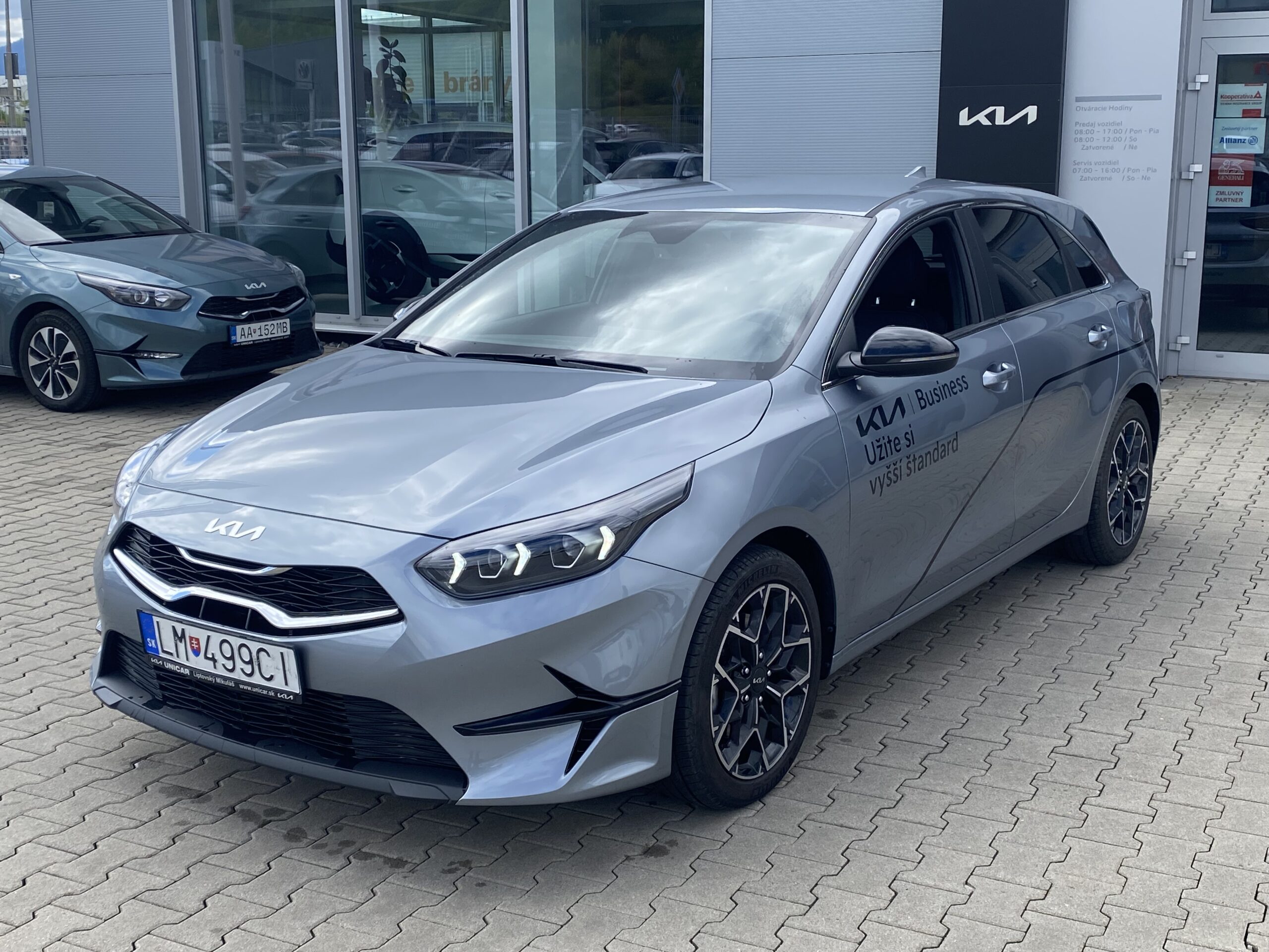 Kia Ceed - Image 1