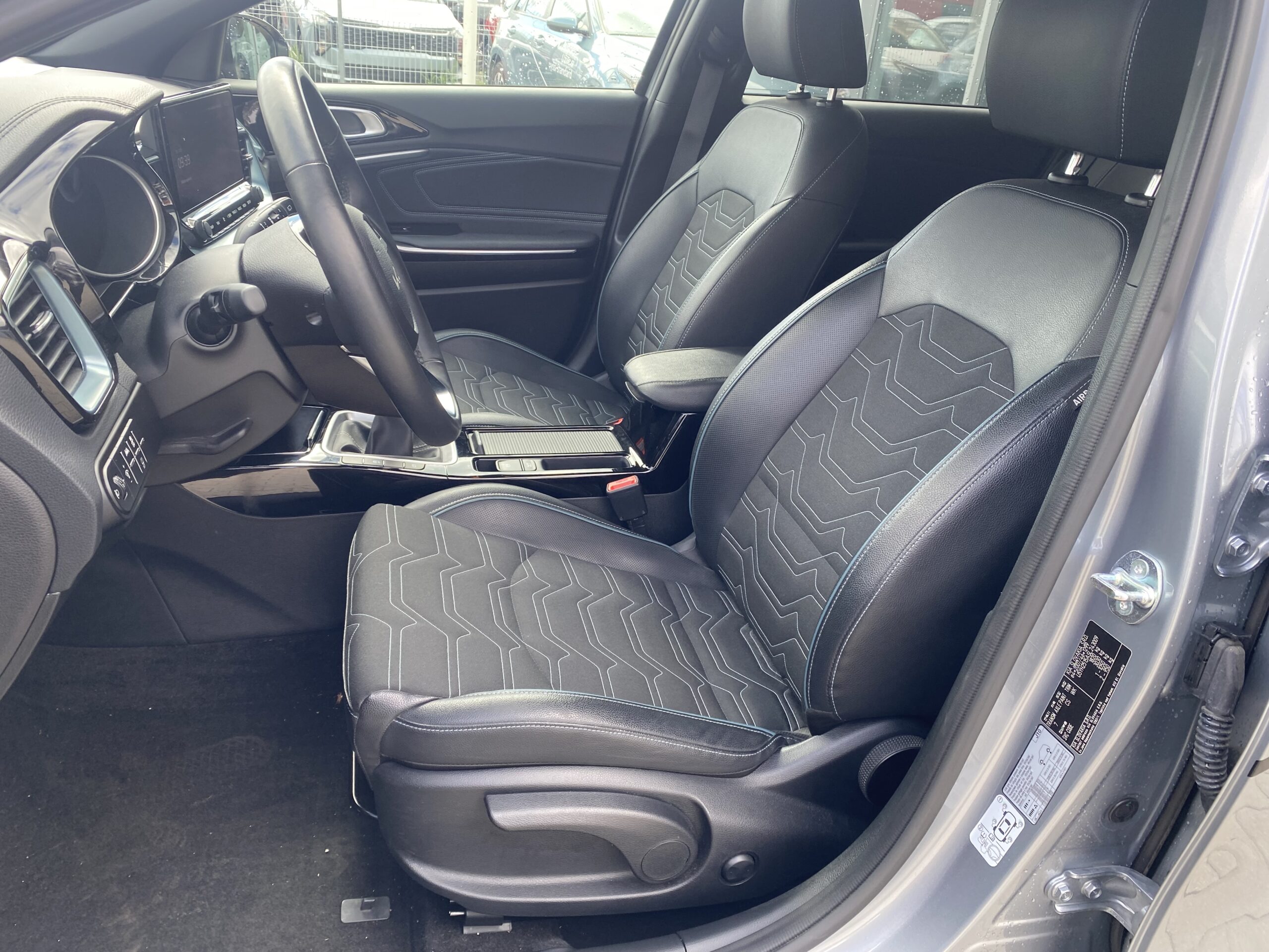 Kia Ceed - Image 8