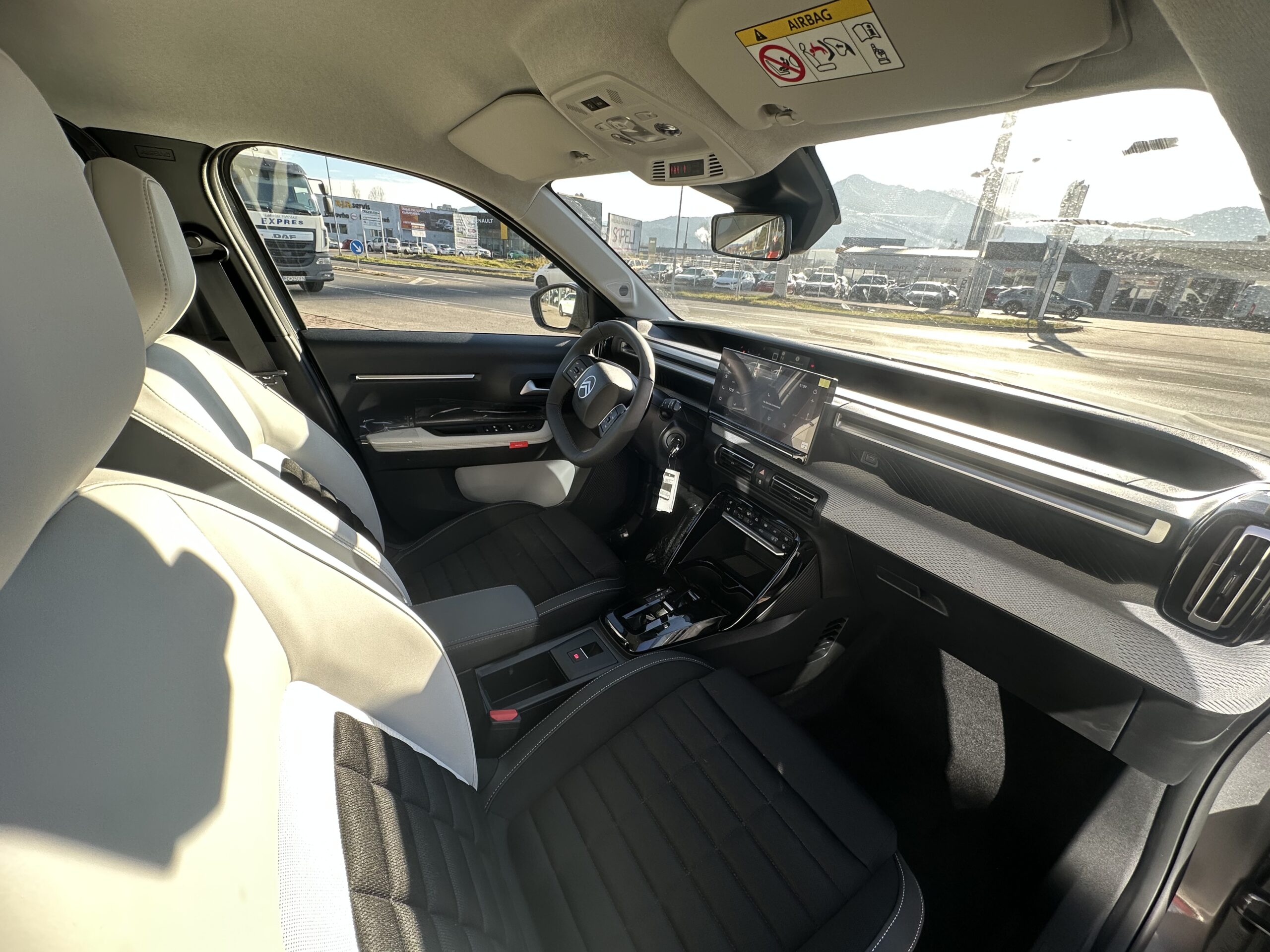 Citroen C3 Aircross - Image 8