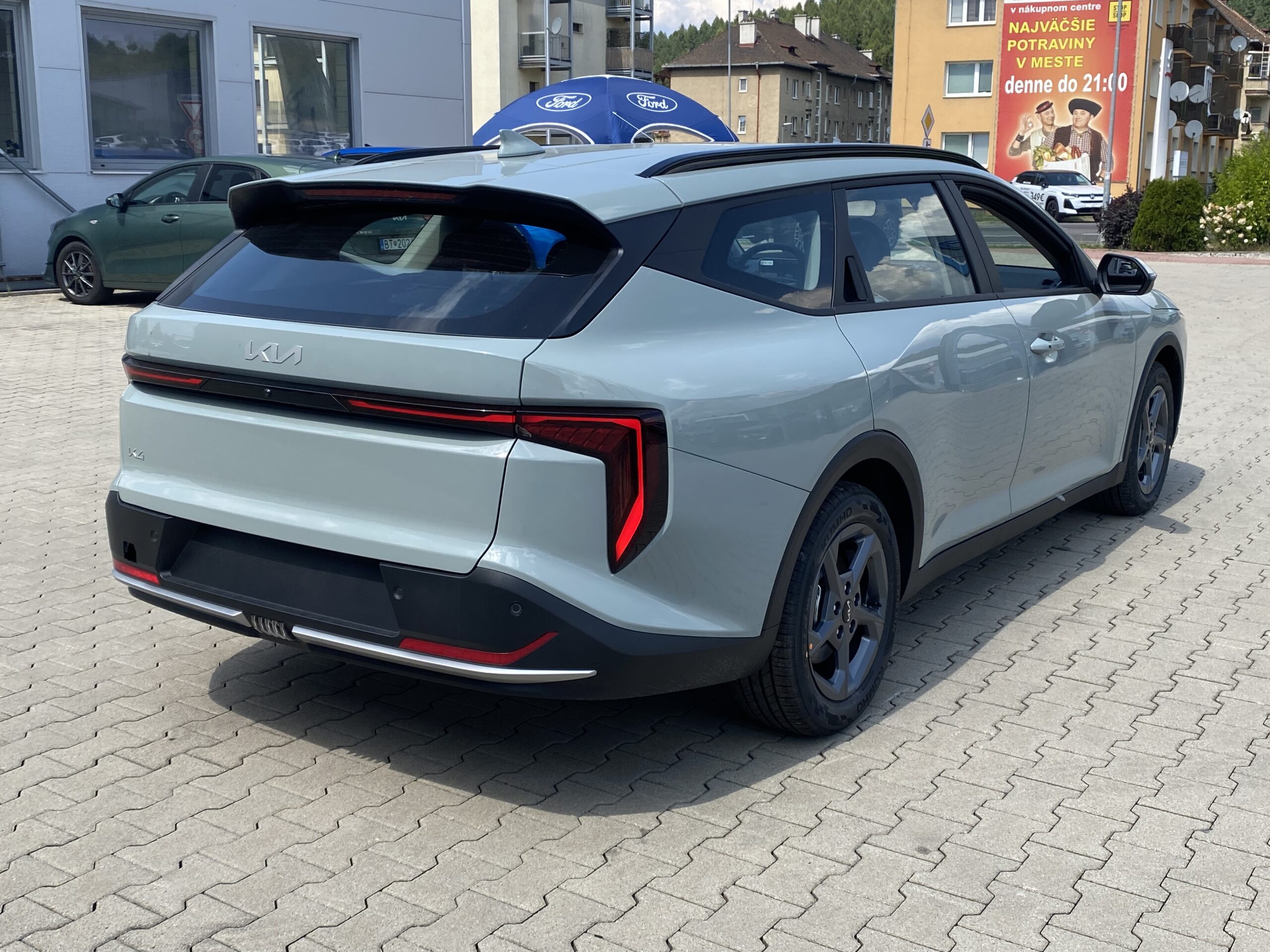 Kia K4 SW - Image 3